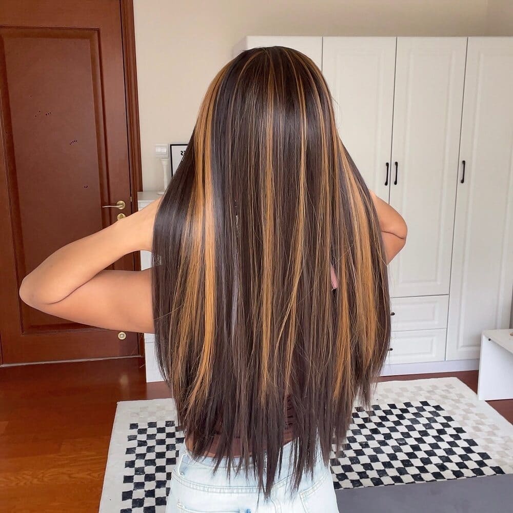 Perruque bandeau marron nuque