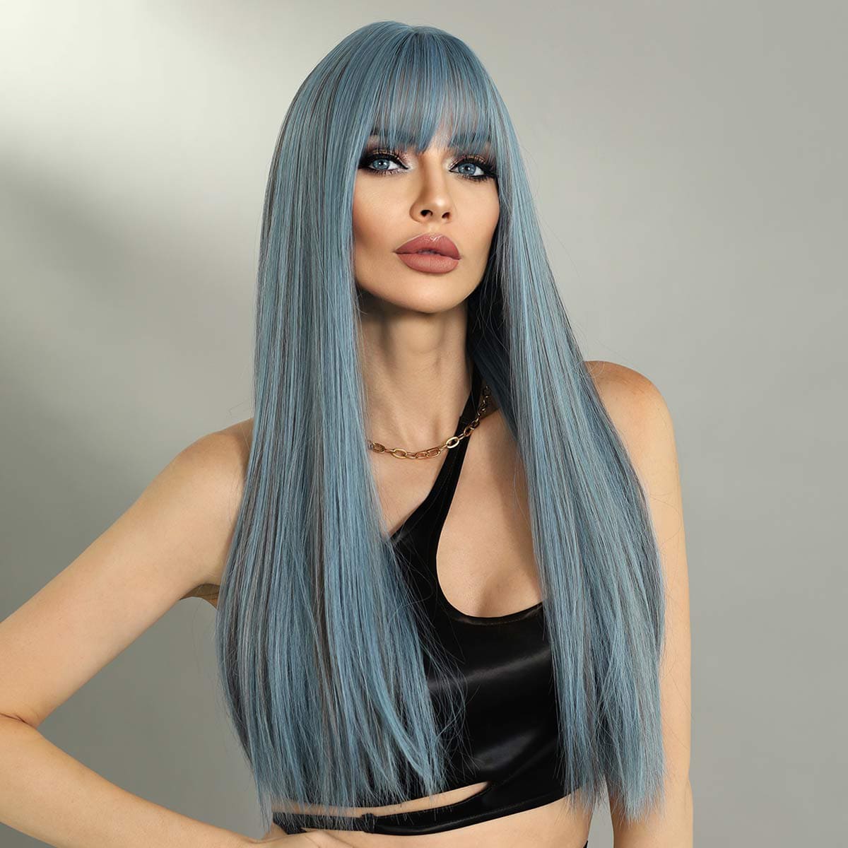 Perruque bleue longue