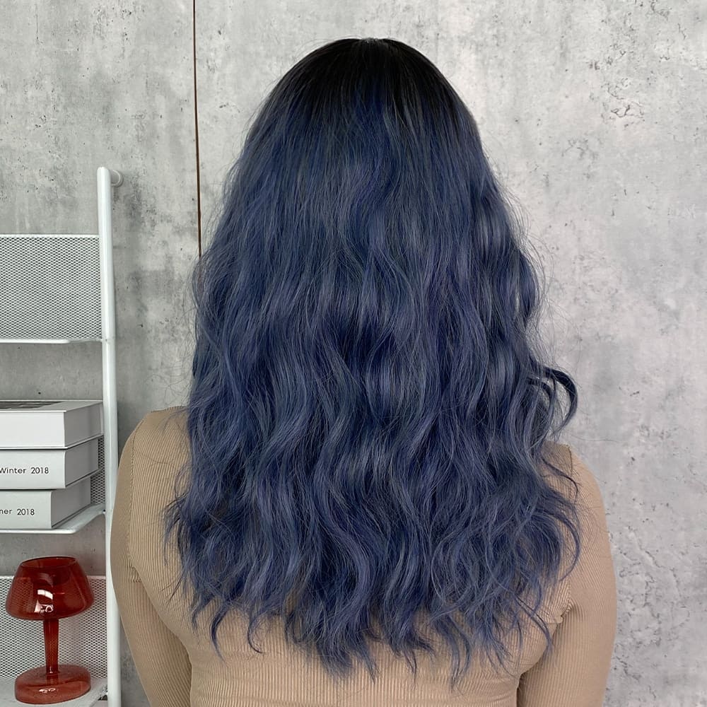 Perruque bleue nuit nuque