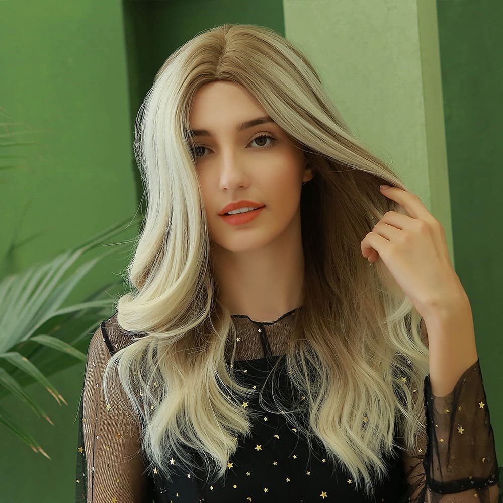 Perruque blonde cheveux longs raie