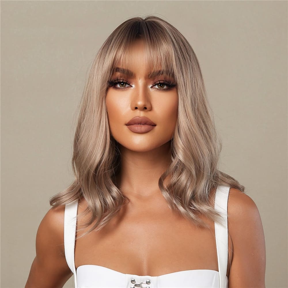 Perruque blonde cuivrée mi longue