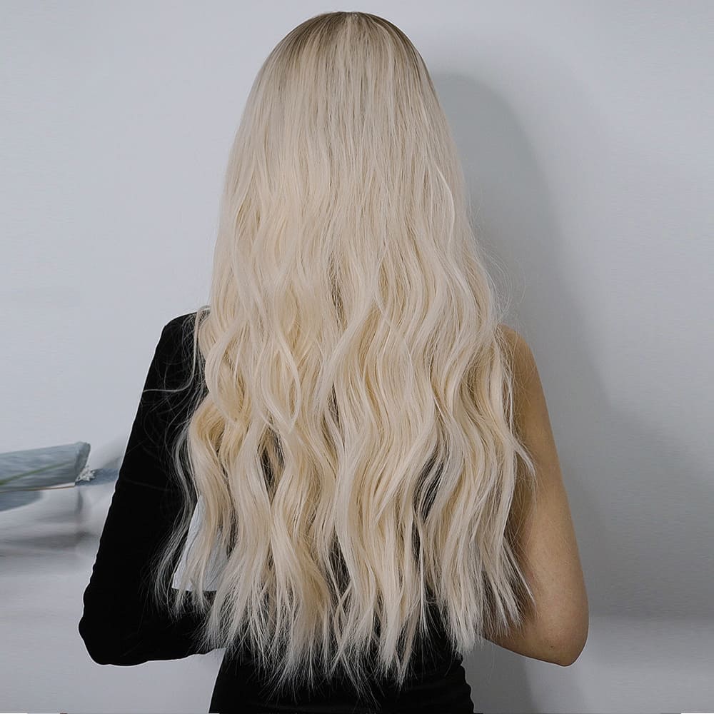 Perruque blonde femme longue nuque