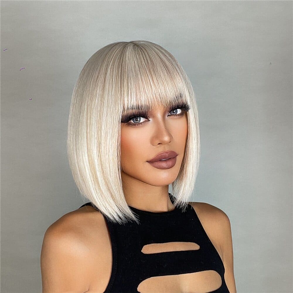 Perruque femme blonde mi longue frange