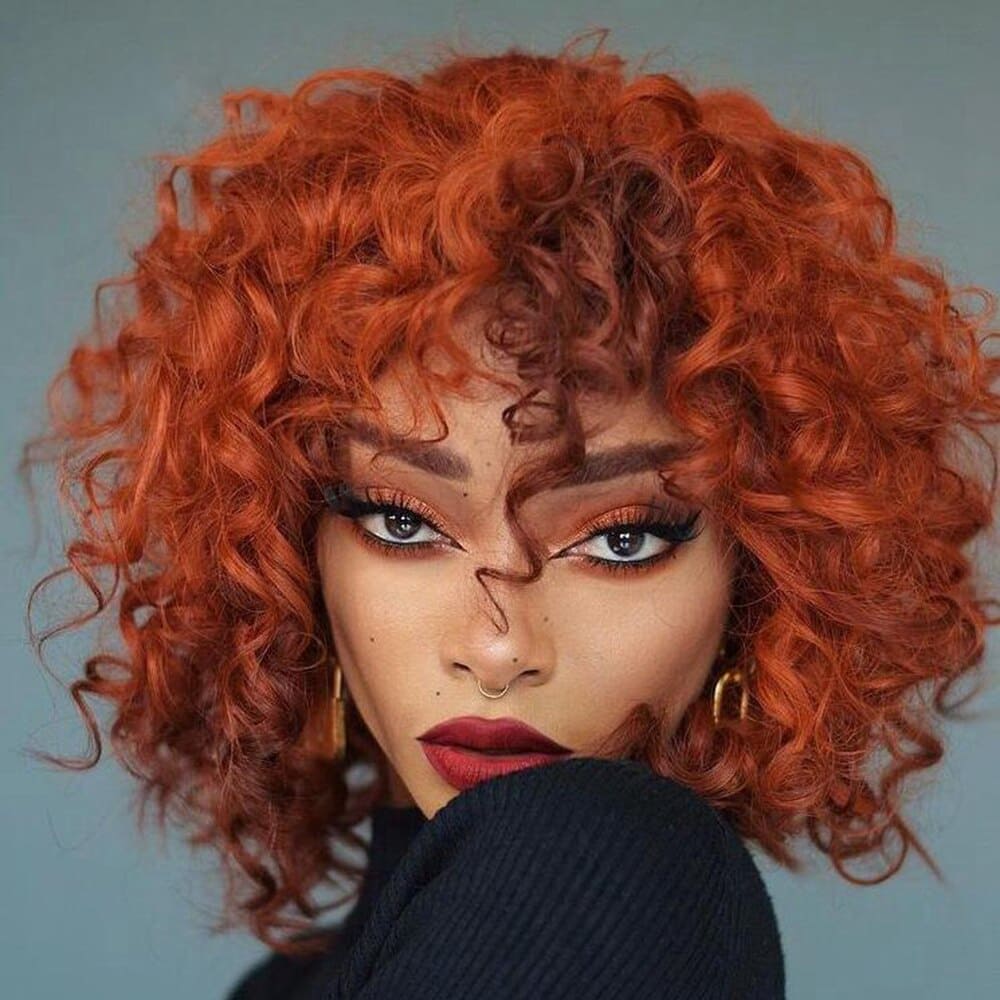 Perruque rousse bouclée courte femme