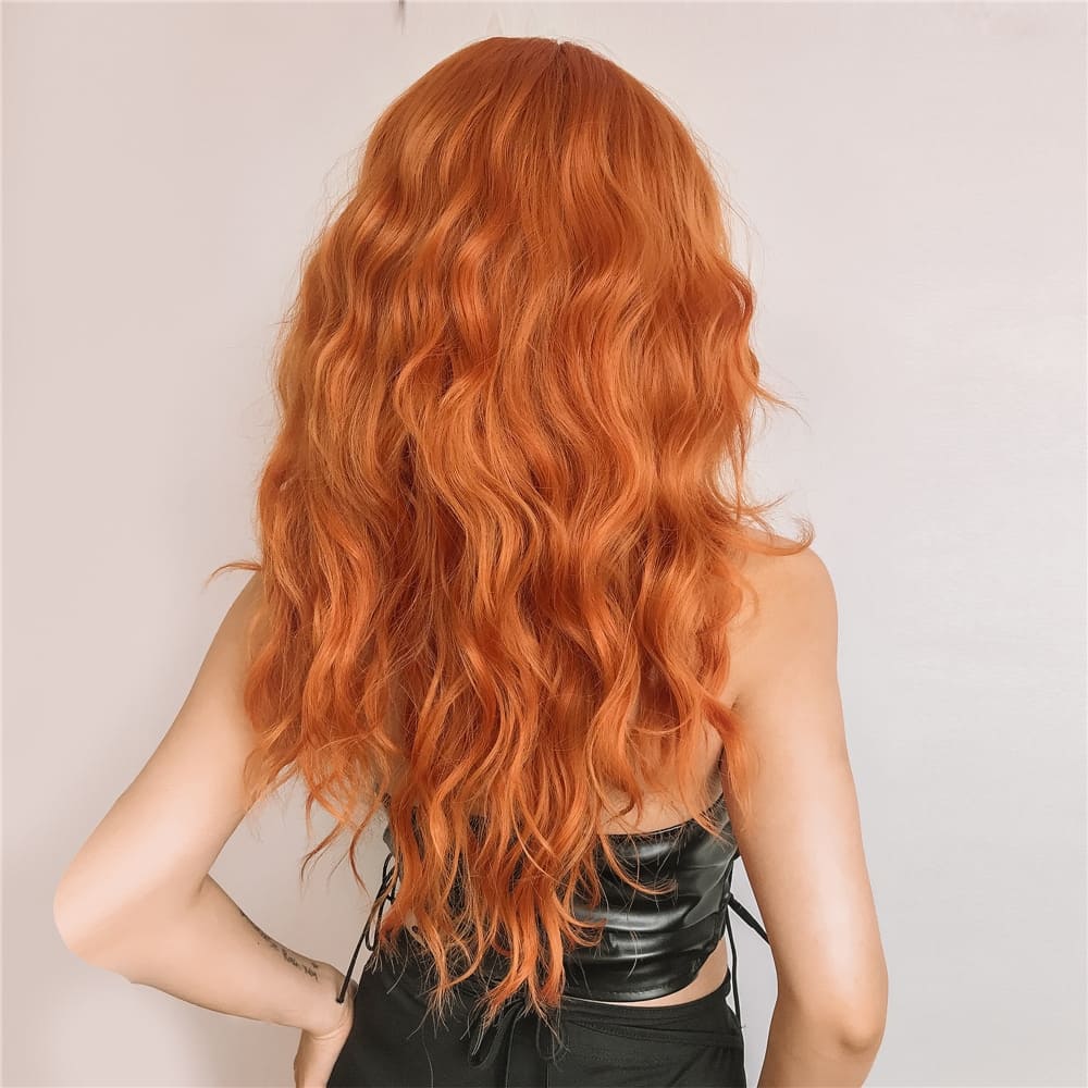 Perruque rousse bouclée femme nuque
