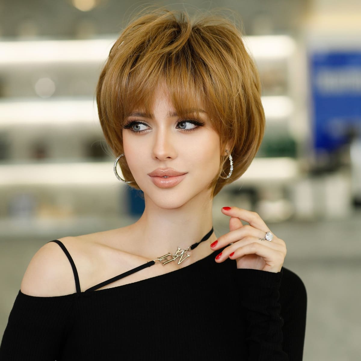 Petite perruque femme frange